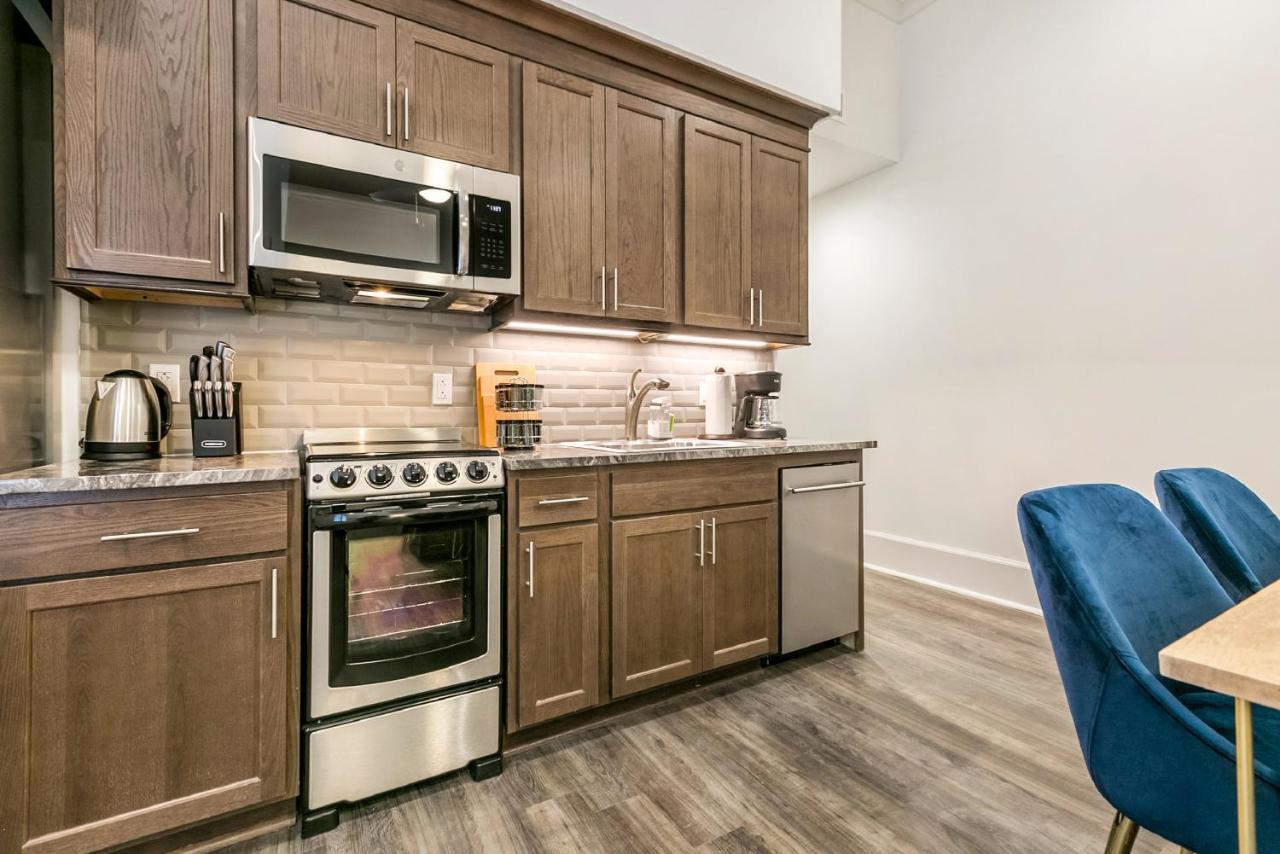 1 And 2 Bedroom Private Condos Steps Away From French Quarter New Orleans Dış mekan fotoğraf