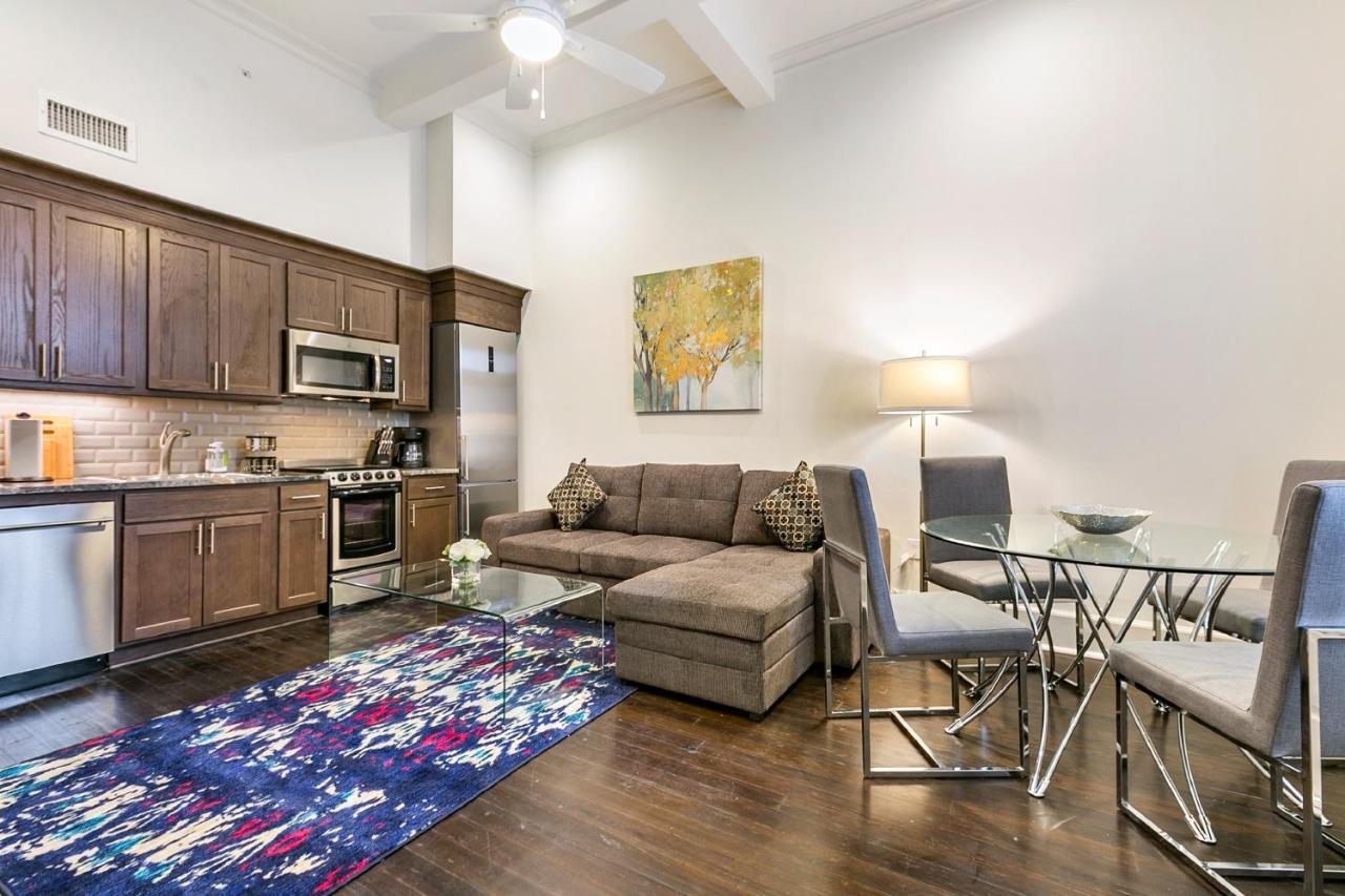 1 And 2 Bedroom Private Condos Steps Away From French Quarter New Orleans Dış mekan fotoğraf