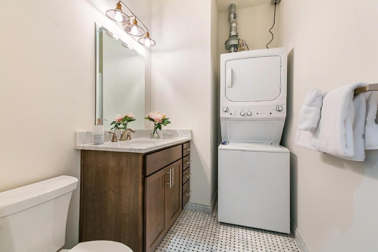 1 And 2 Bedroom Private Condos Steps Away From French Quarter New Orleans Dış mekan fotoğraf