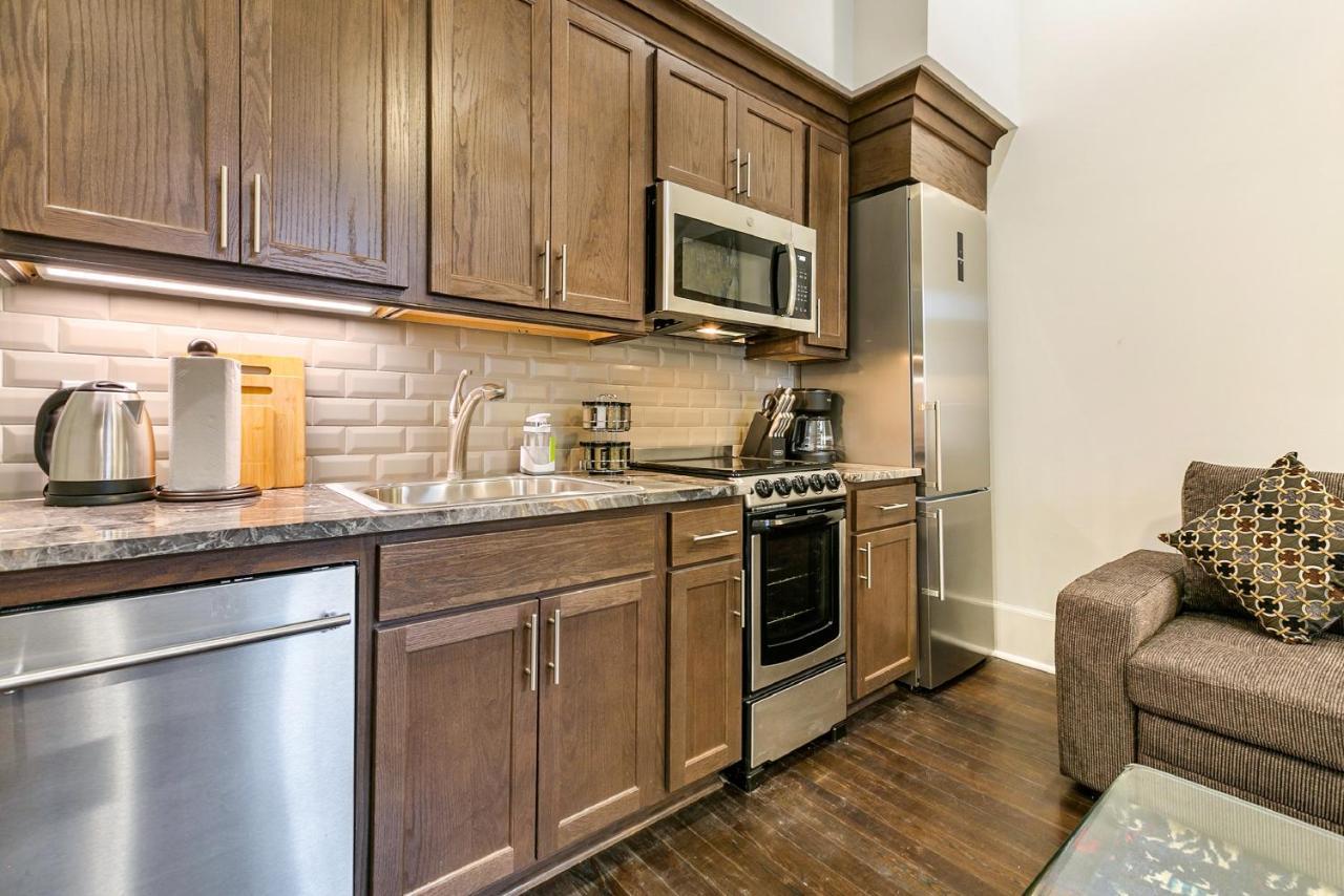1 And 2 Bedroom Private Condos Steps Away From French Quarter New Orleans Dış mekan fotoğraf